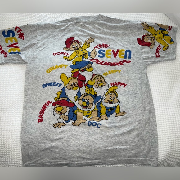 7 dwarfs t shirt - Picture 5 of 5
